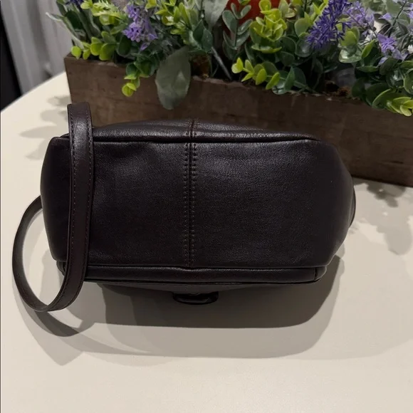 Vintage COACH Campbell Leather Camera Crossbody Bag - Picture 8 of 15